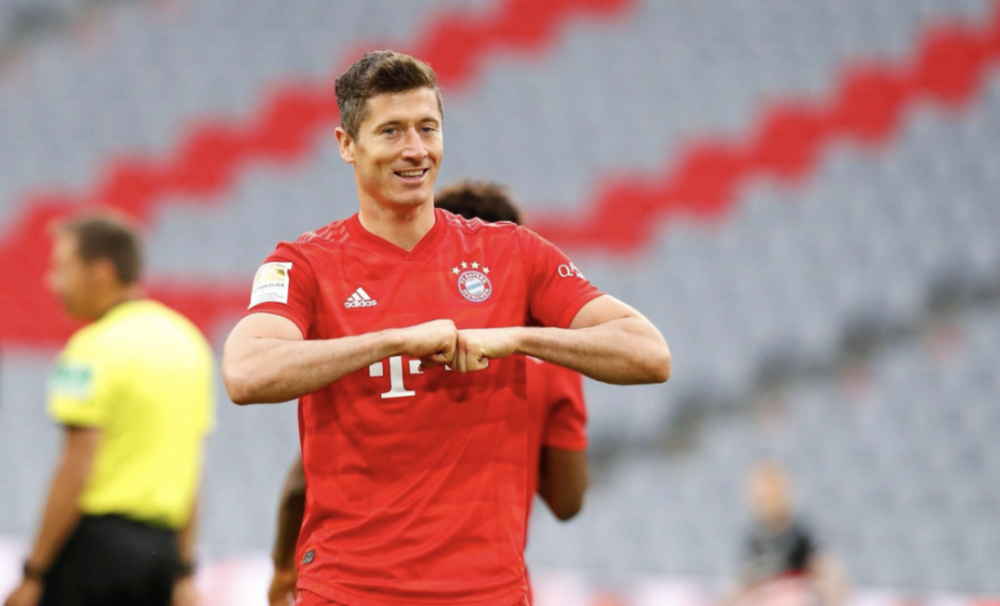  拜仁慕尼黑主场大胜柏林赫塔领跑积分榜  